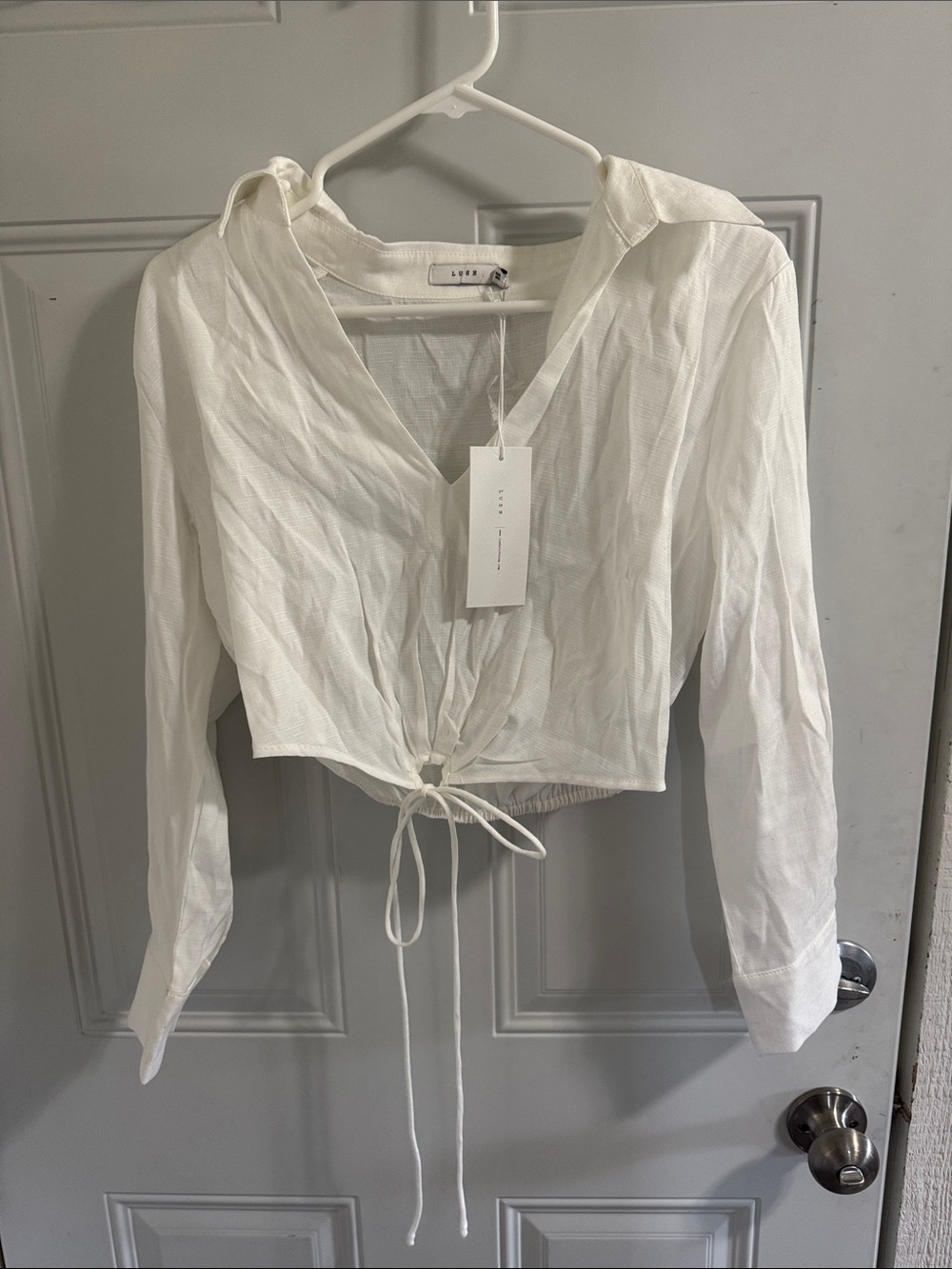 Lulu's White Cropped Tie-Front Long Sleeve Shirt